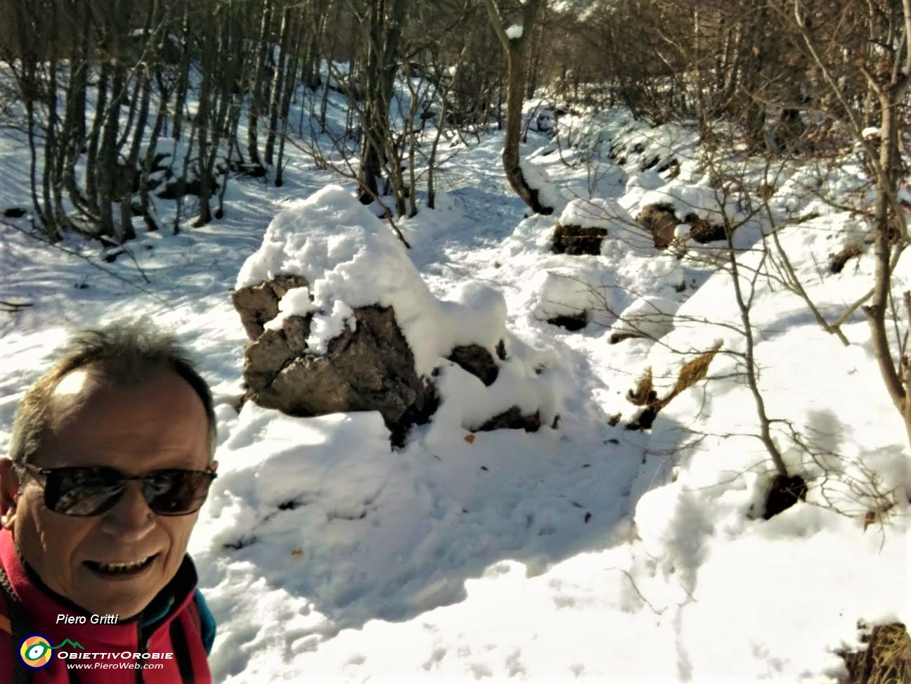 33 Man mano si sale la neve aumenta.jpg